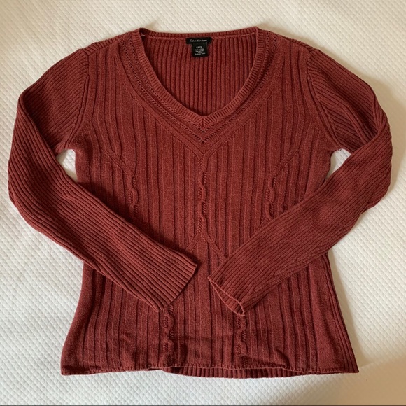 🍓 Calvin Klein Sweater 🍓 - Picture 3 of 4
